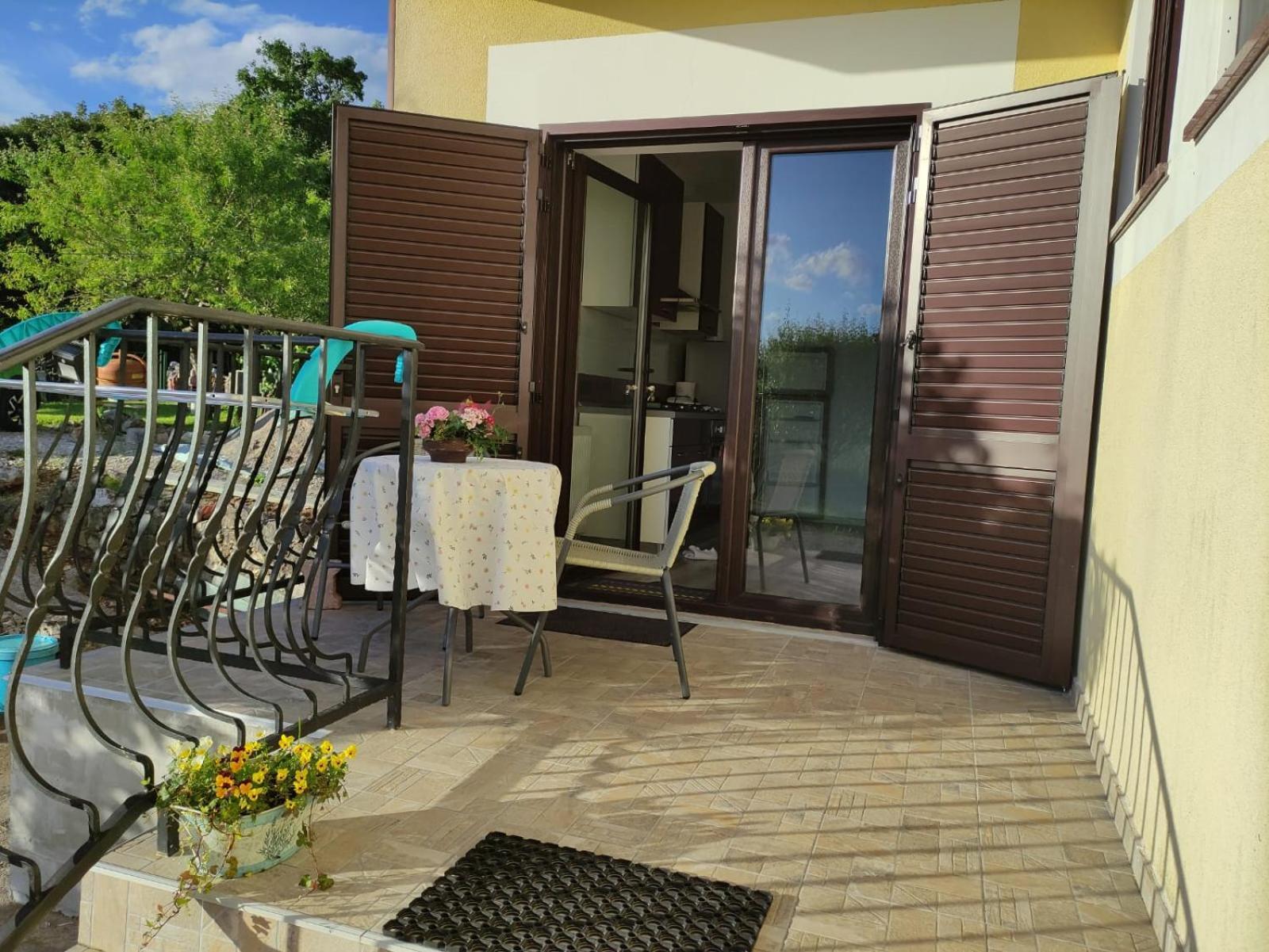 Apartmani Melia Marcelji ภายนอก รูปภาพ